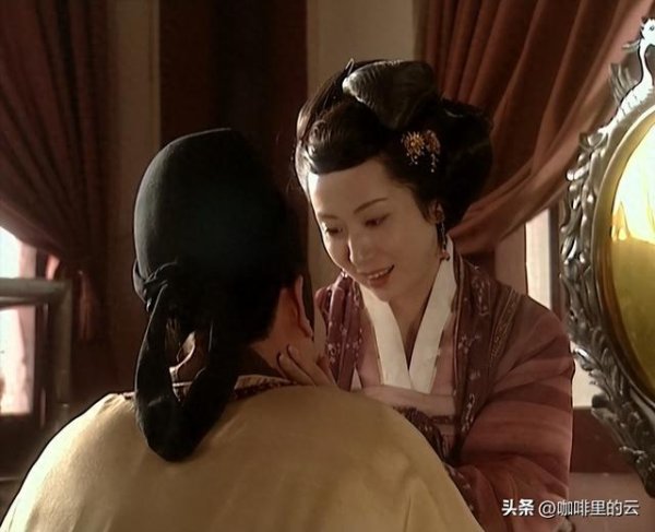 佳禾资本 她仅有两场戏，出场与他讨论爱情的惊心动魄，再出场已是将死之人